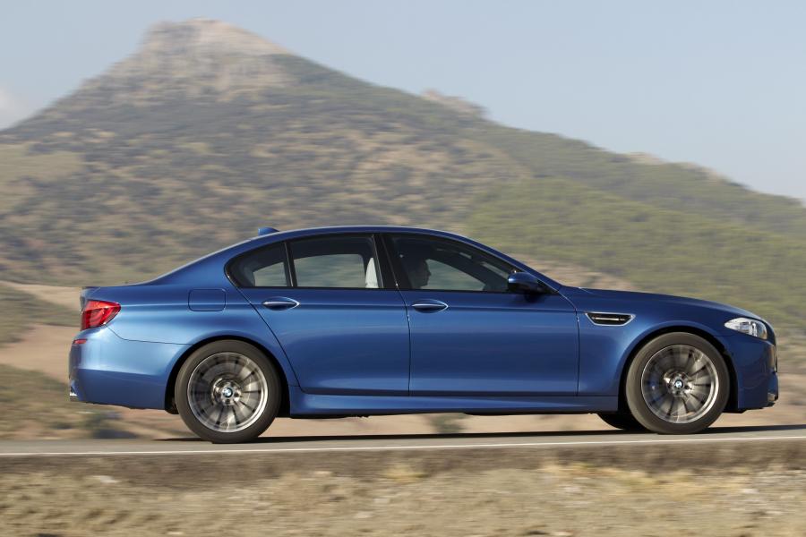 BMW M5 2011 года  (фото 98 из 344)